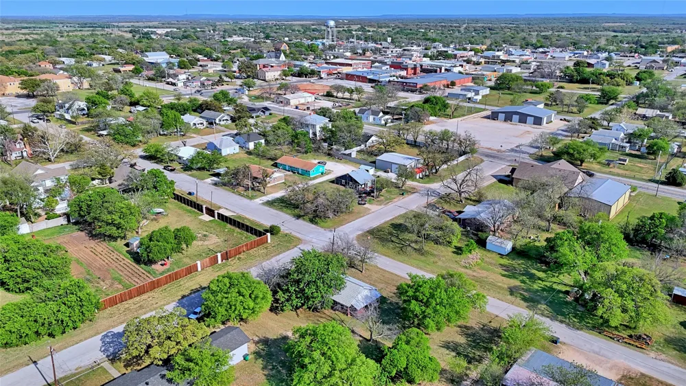 601 Baylor Street Nocona, TX 76255
