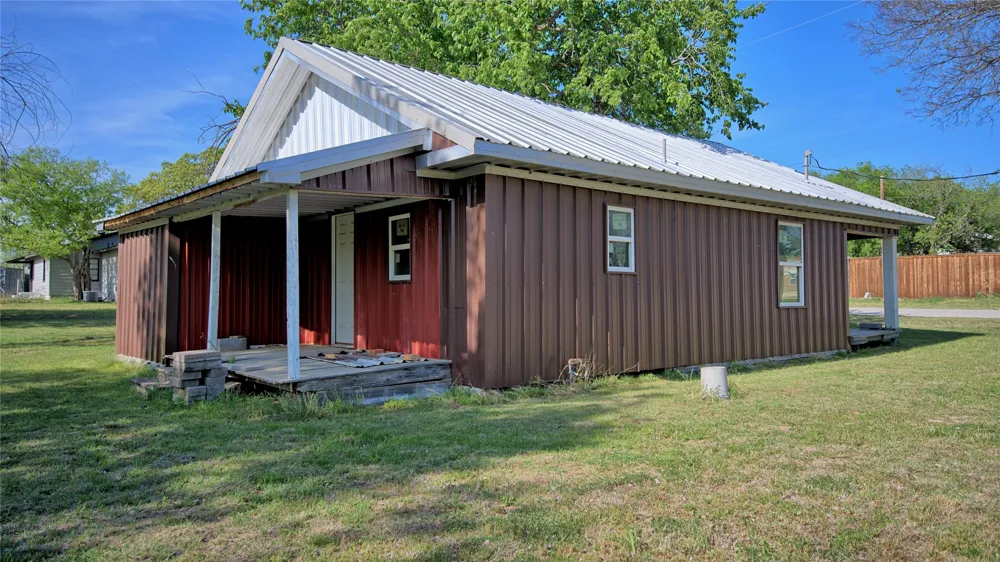 601 Baylor Street Nocona, TX 76255