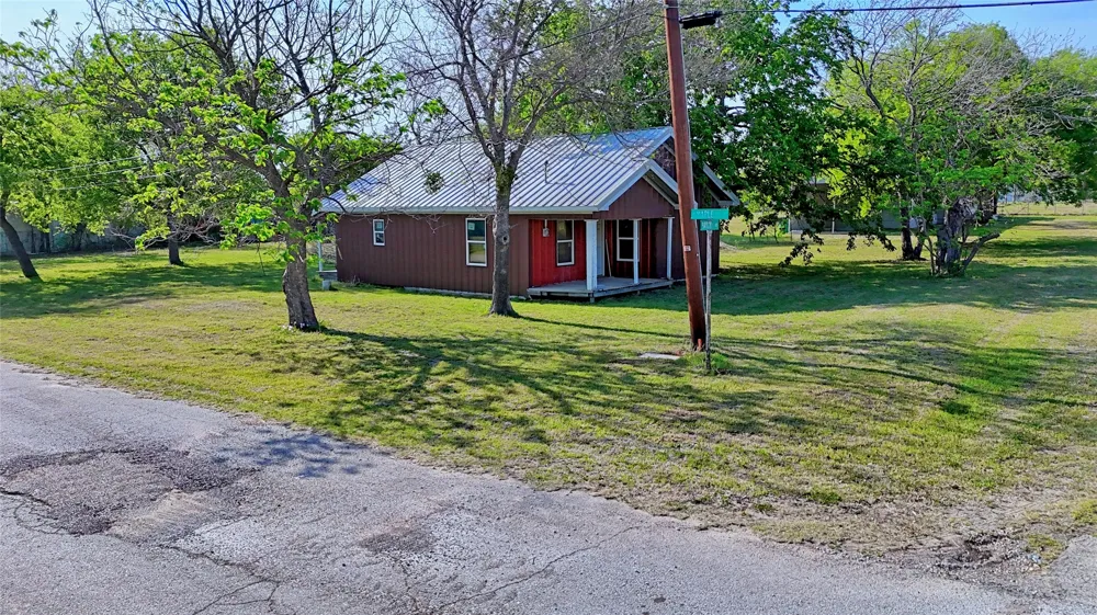 601 Baylor Street Nocona, TX 76255