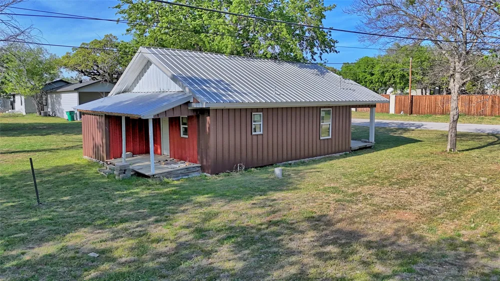 601 Baylor Street Nocona, TX 76255