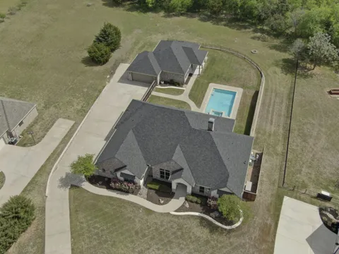 136 Sullivan Way