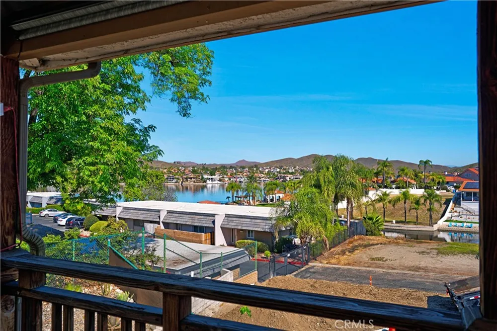 22470 Lighthouse Drive Canyon Lake, CA 92587