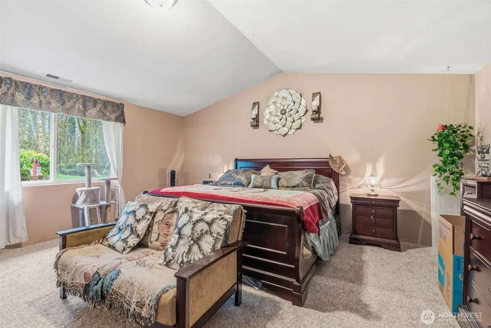 260 Trinity Drive Castle Rock, WA 98611