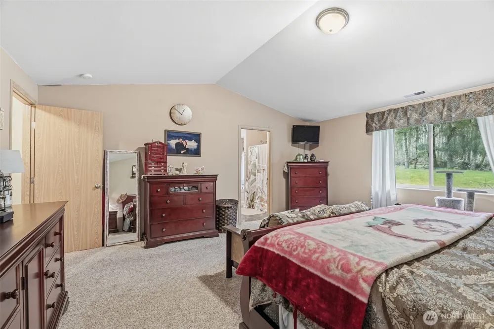 260 Trinity Drive Castle Rock, WA 98611