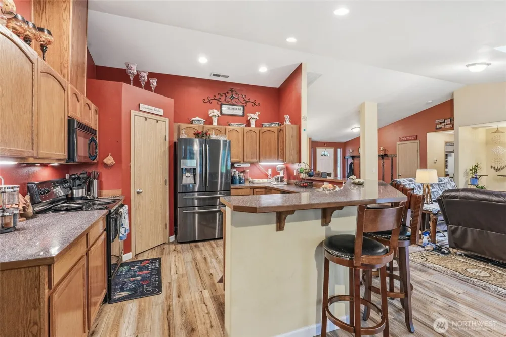 260 Trinity Drive Castle Rock, WA 98611