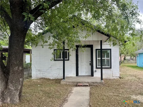 929 Veterans Street