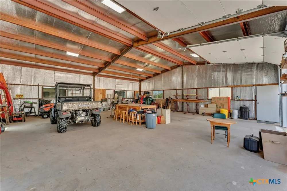5020 County Road 252 Bertram, TX 78605