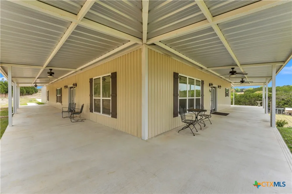 5020 County Road 252 Bertram, TX 78605