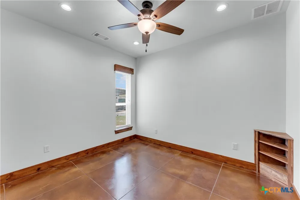 5020 County Road 252 Bertram, TX 78605