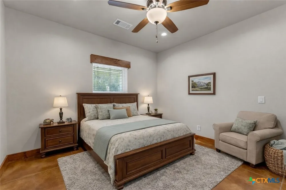5020 County Road 252 Bertram, TX 78605