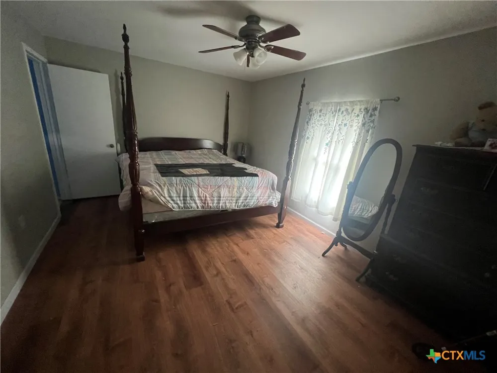 624 Crest Circle Drive San Marcos, TX 78666
