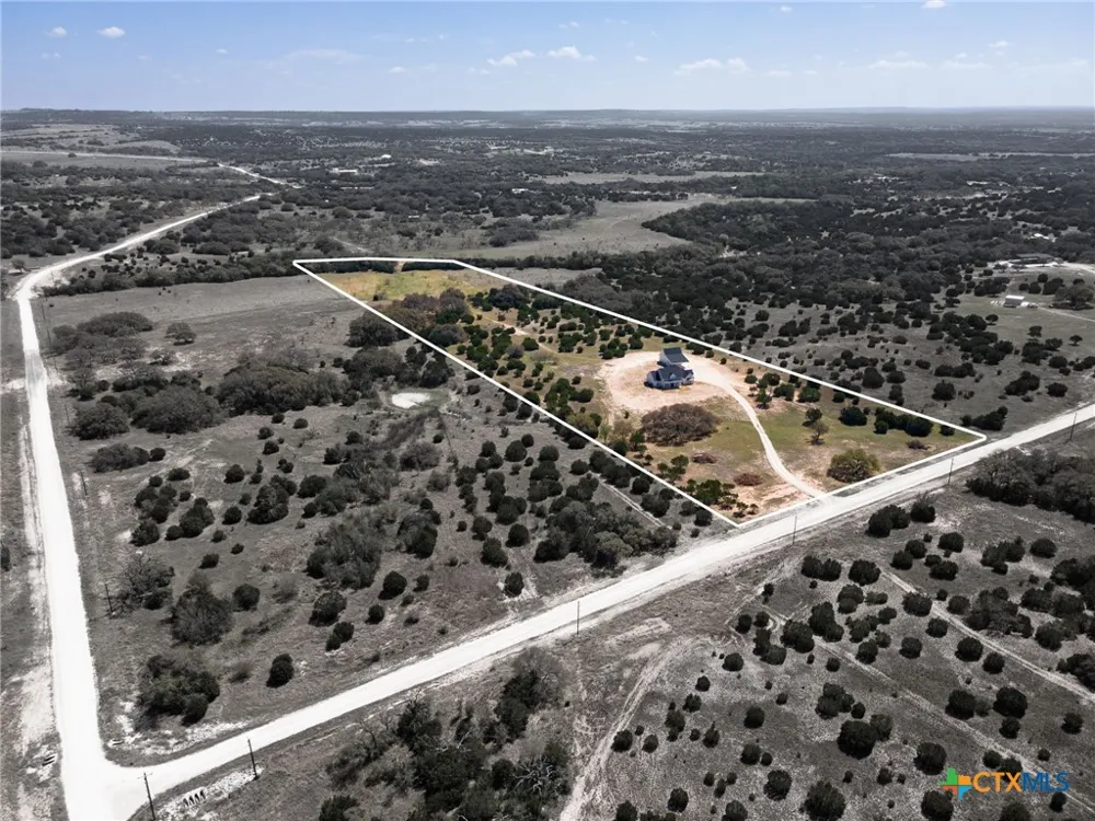 305 Willow Oak Goldthwaite, TX 76844
