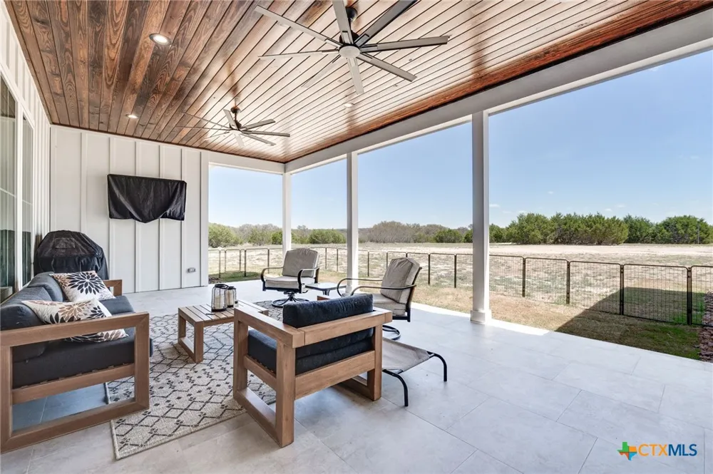 305 Willow Oak Goldthwaite, TX 76844