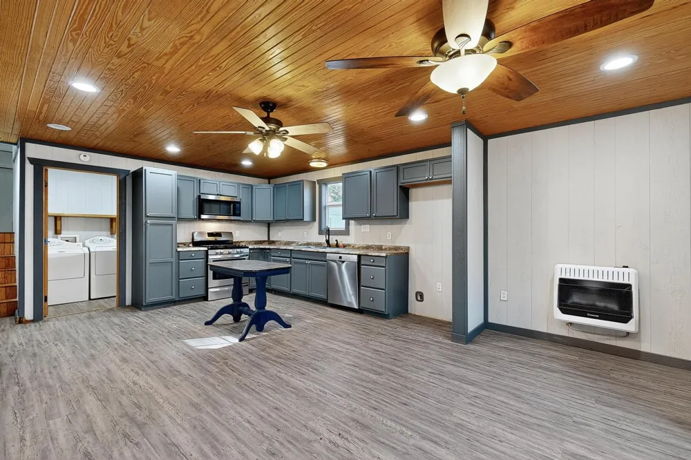13420 County Road 2858 Eustace, TX 75124