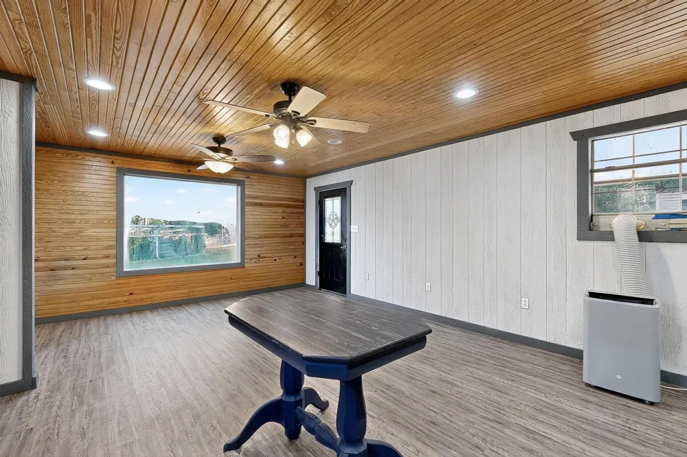 13420 County Road 2858 Eustace, TX 75124