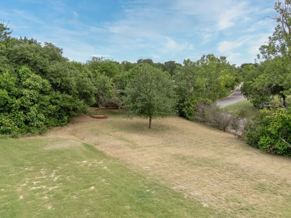 Valley Brook Circle Woodway, TX 76712