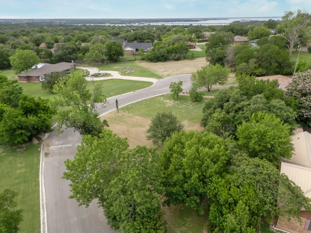 Valley Brook Circle Woodway, TX 76712