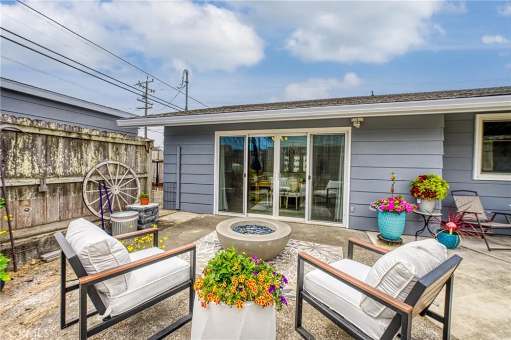 494 S Whipple Street Fort Bragg, CA 95437