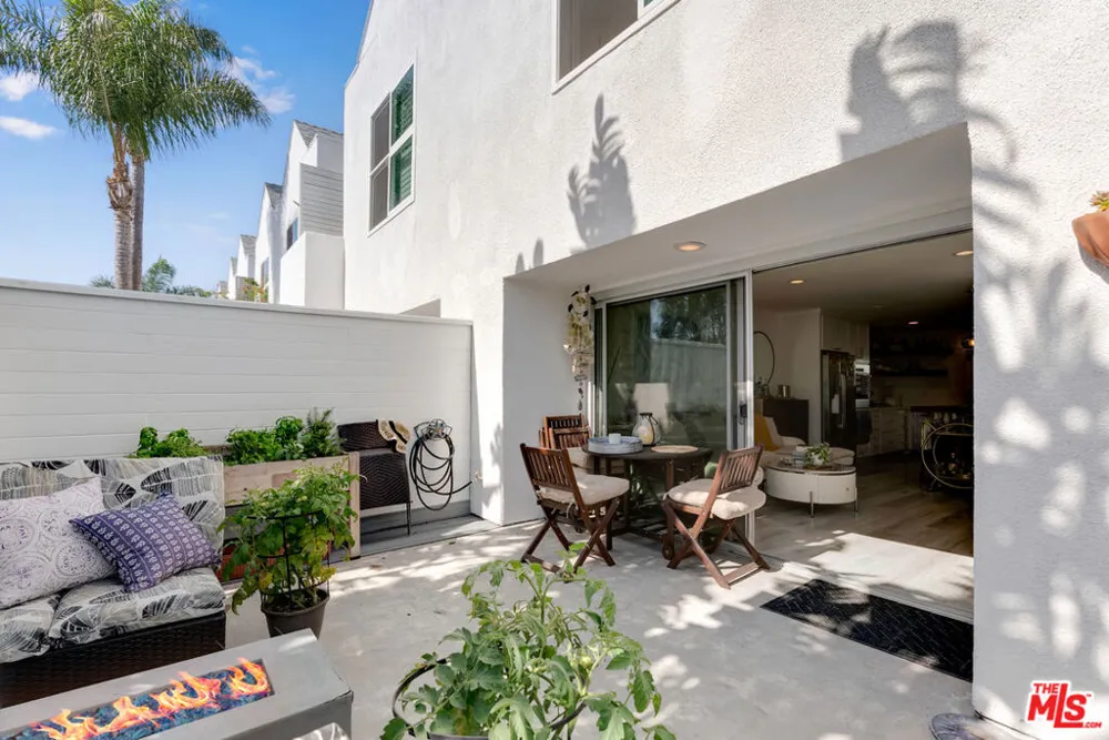 28711 Pacific Coast Highway #22 Malibu, CA 90265