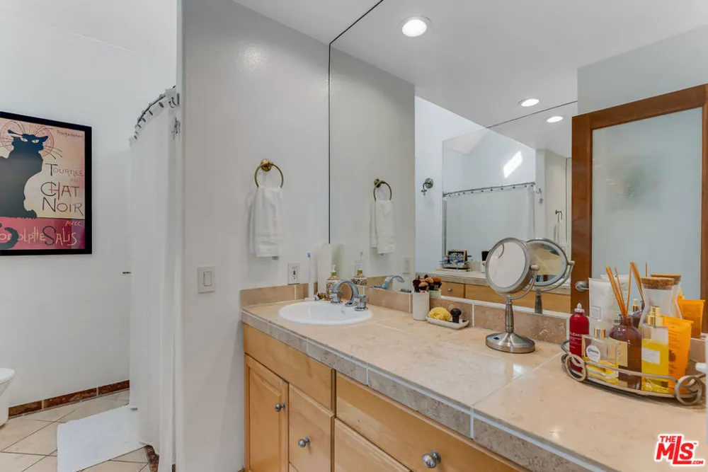 28711 Pacific Coast Highway #22 Malibu, CA 90265