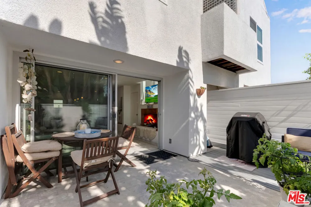 28711 Pacific Coast Highway #22 Malibu, CA 90265