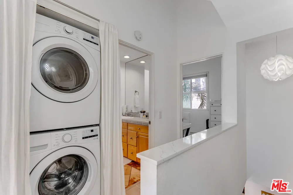 28711 Pacific Coast Highway #22 Malibu, CA 90265