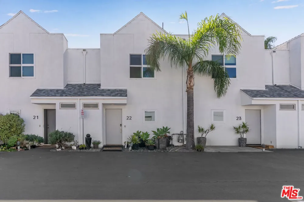 28711 Pacific Coast Highway #22 Malibu, CA 90265