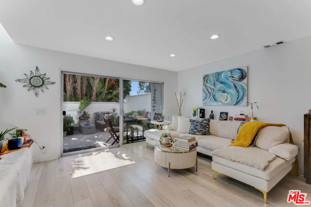 28711 Pacific Coast Highway #22 Malibu, CA 90265