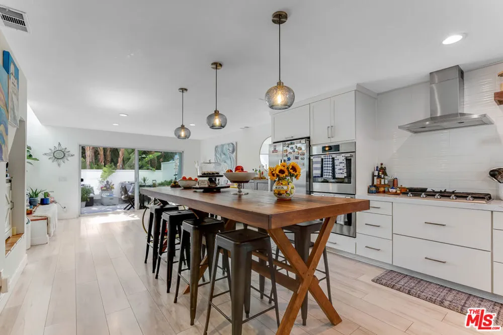 28711 Pacific Coast Highway #22 Malibu, CA 90265