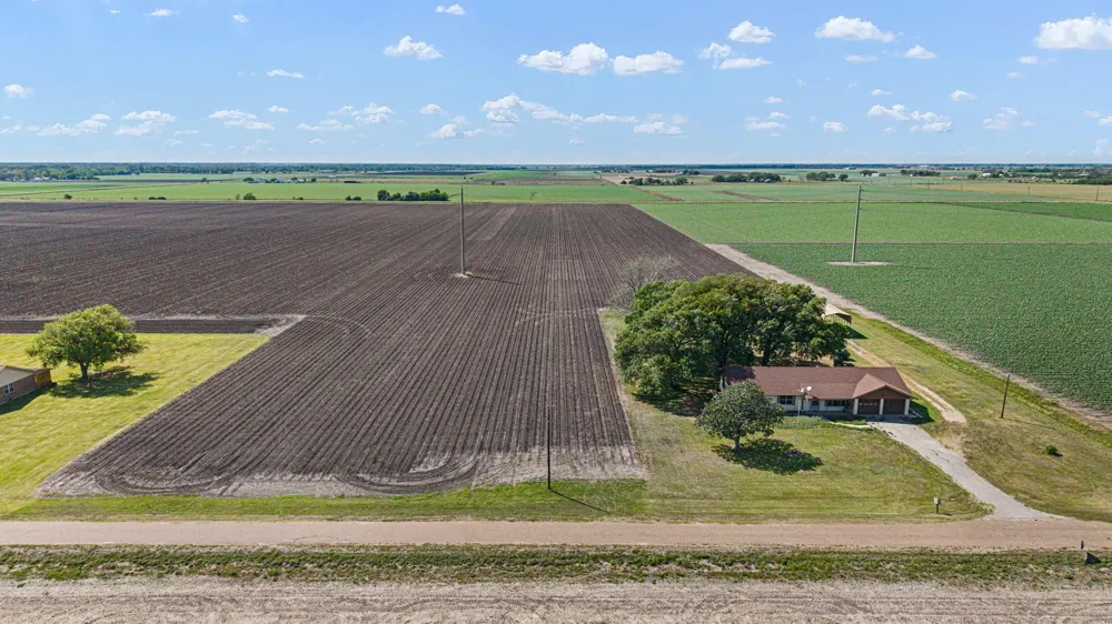 314 County Road 233 Wharton, TX 77488