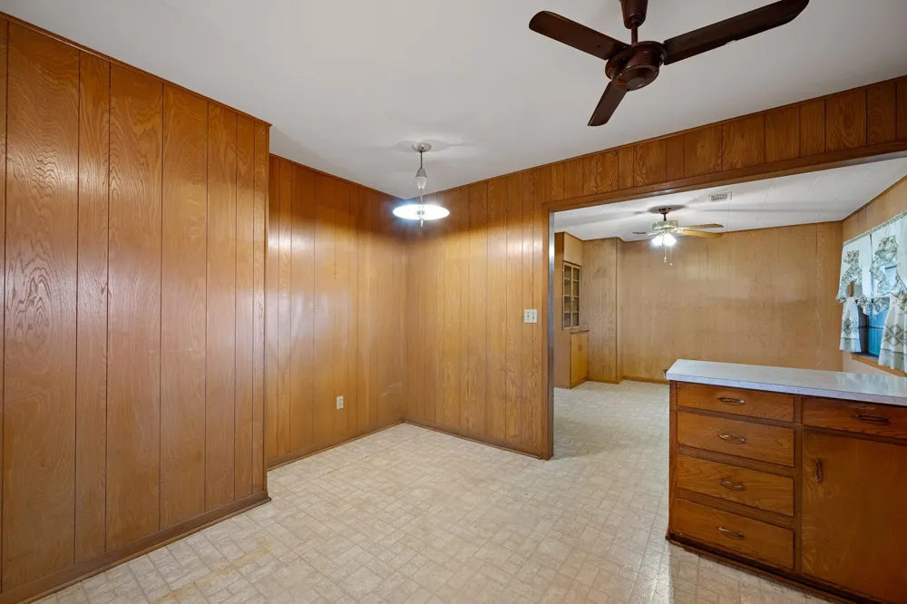 314 County Road 233 Wharton, TX 77488