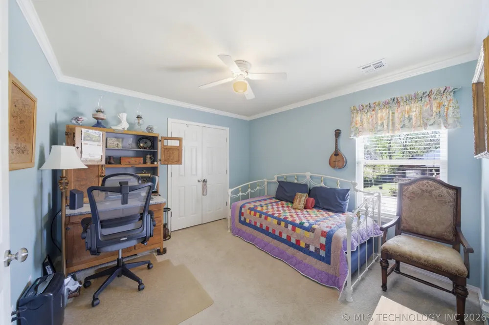 2015 W 4th Place S Claremore, OK 74017