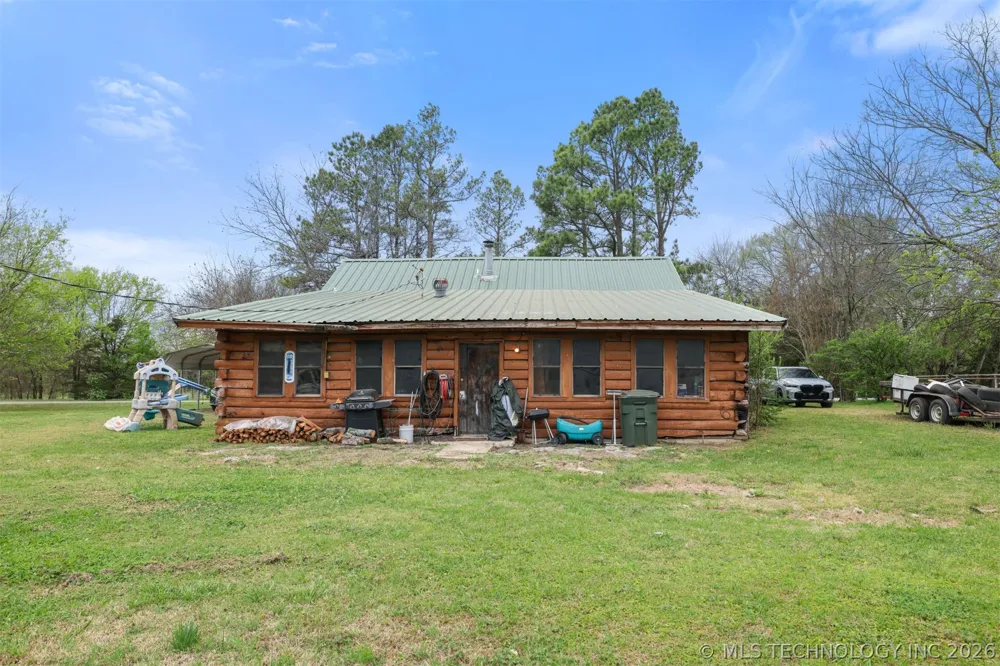 700 8th Calera, OK 74730