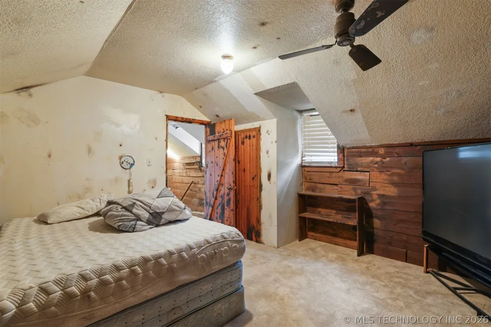 700 8th Calera, OK 74730