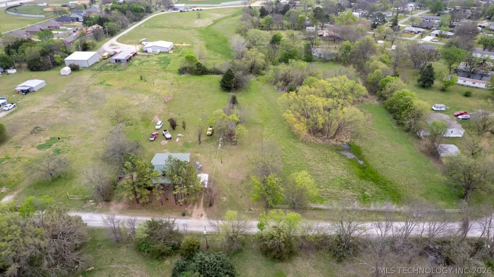 700 8th Calera, OK 74730