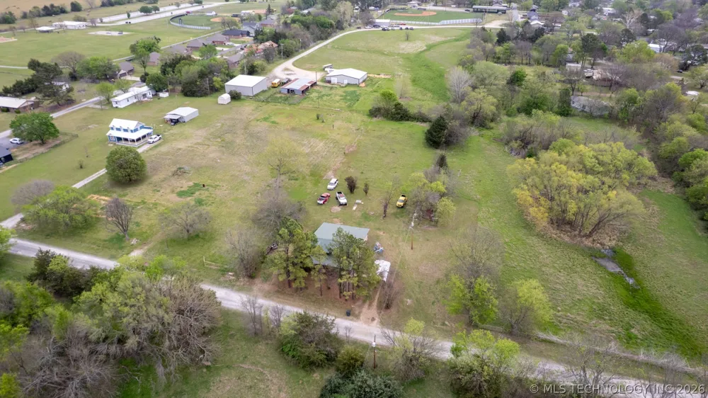 700 8th Calera, OK 74730
