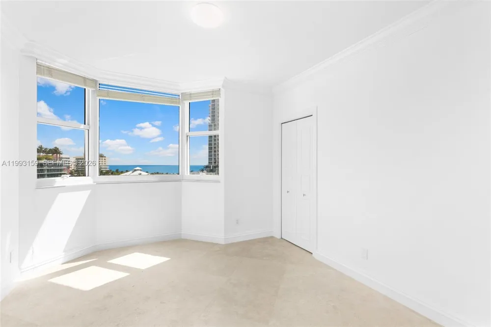 300 S Pointe Drive #801 Miami Beach, FL 33139