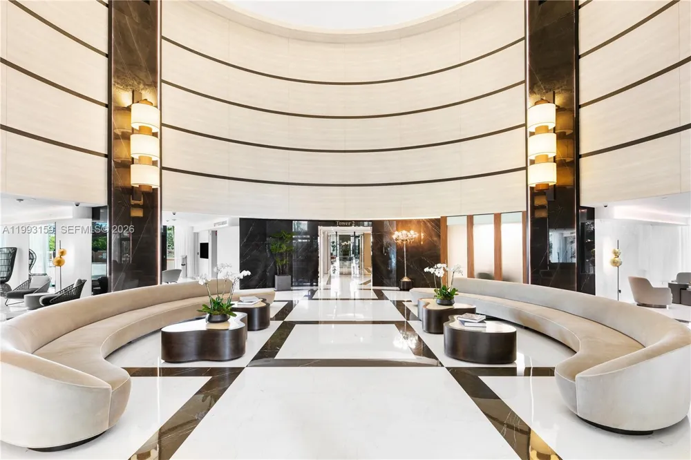 300 S Pointe Drive #801 Miami Beach, FL 33139