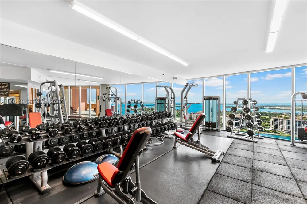300 S Pointe Drive #801 Miami Beach, FL 33139