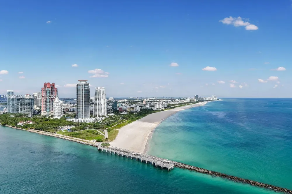 300 S Pointe Drive #801 Miami Beach, FL 33139