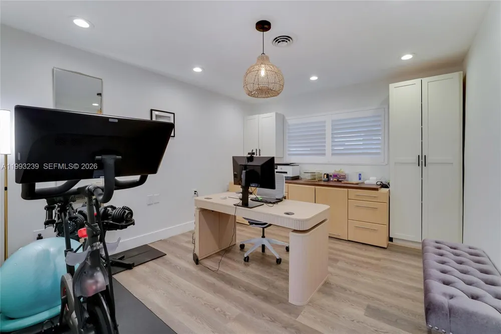 7305 SW 123rd Ter Pinecrest, FL 33156