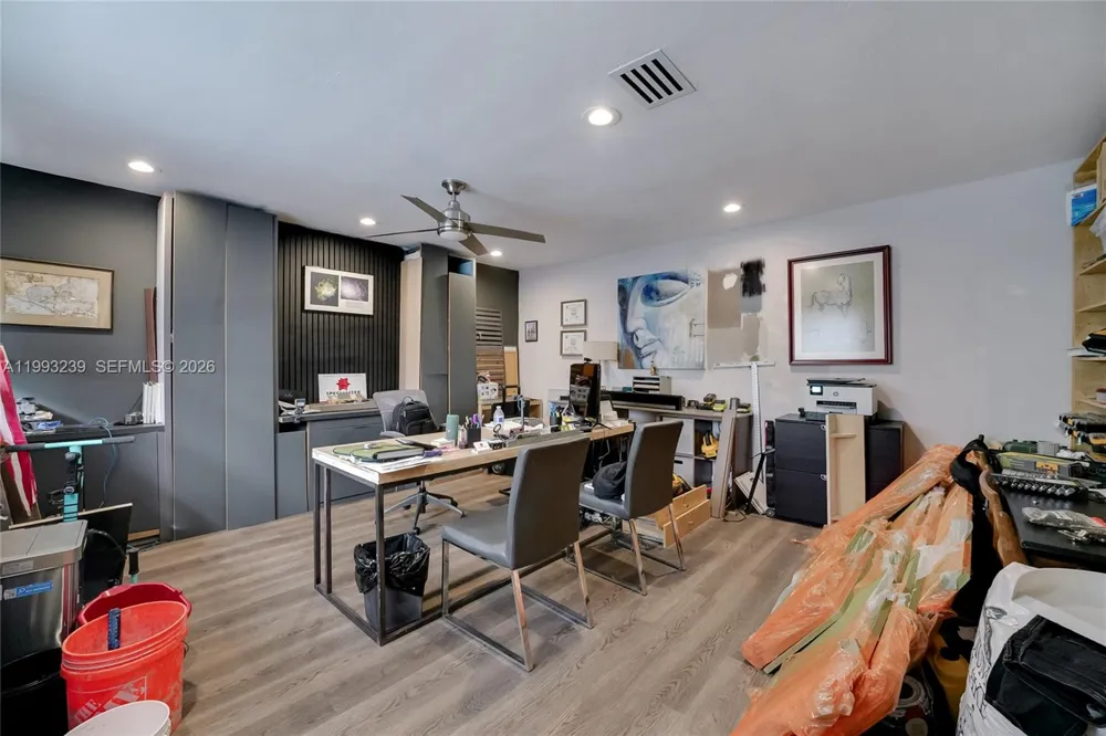 7305 SW 123rd Ter Pinecrest, FL 33156