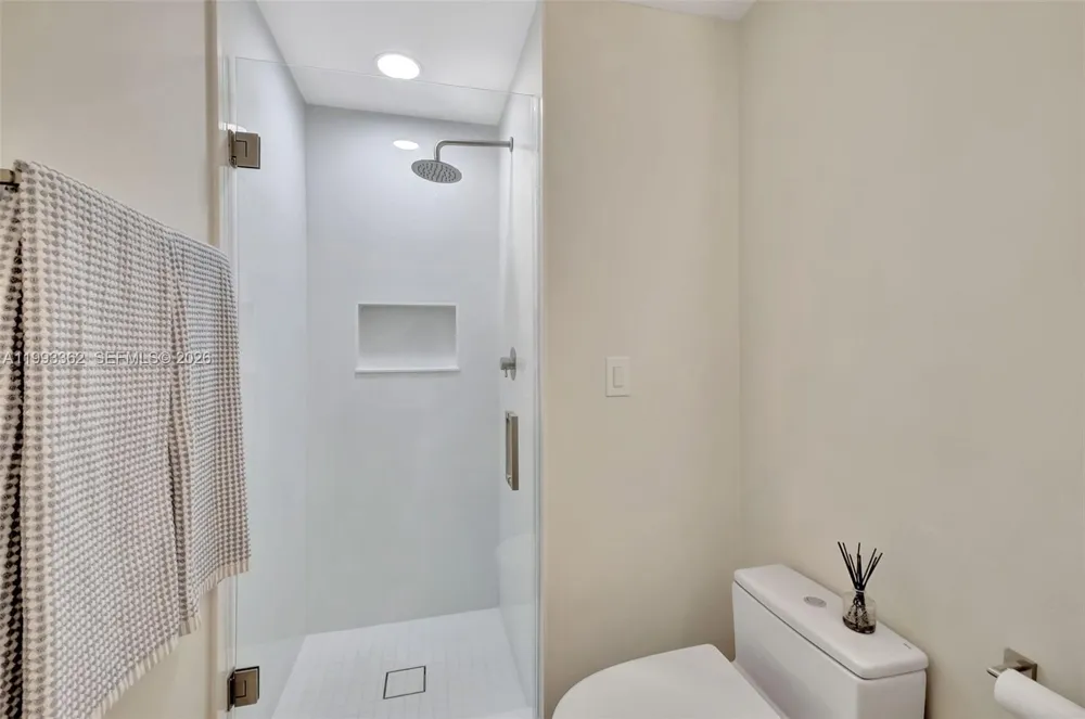 19136 Fisher Island Dr #19136 Miami Beach, FL 33109