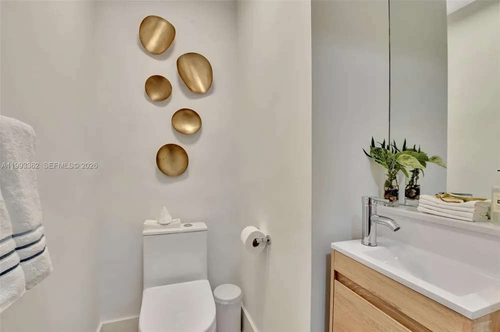 19136 Fisher Island Dr #19136 Miami Beach, FL 33109