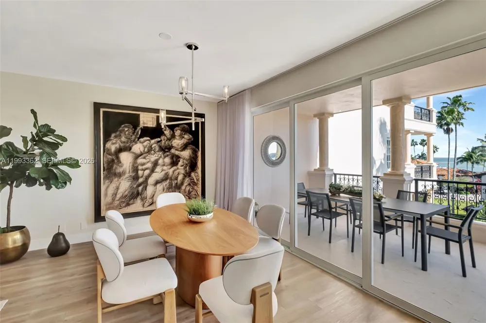 19136 Fisher Island Dr #19136 Miami Beach, FL 33109
