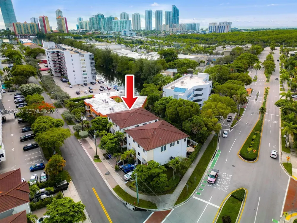 3506 NE 166th St #4 North Miami Beach, FL 33160