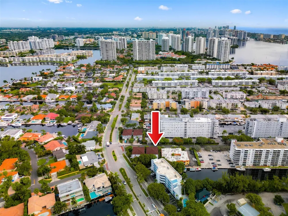 3506 NE 166th St #4 North Miami Beach, FL 33160