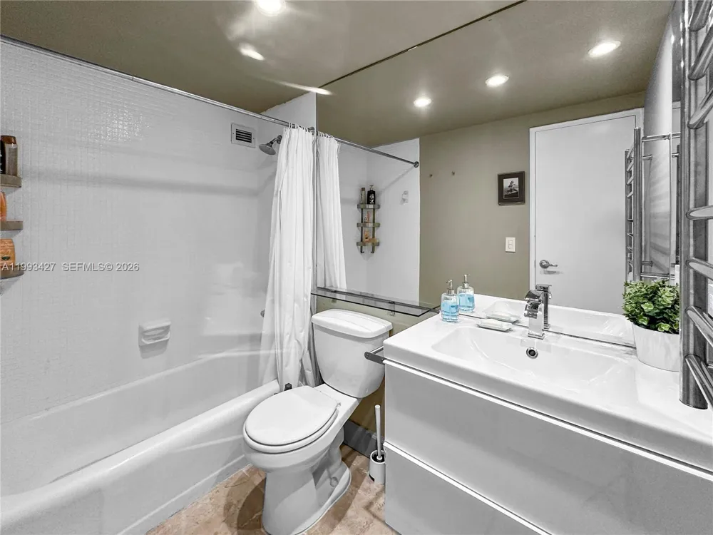 10185 Collins Ave #502 Bal Harbour, FL 33154