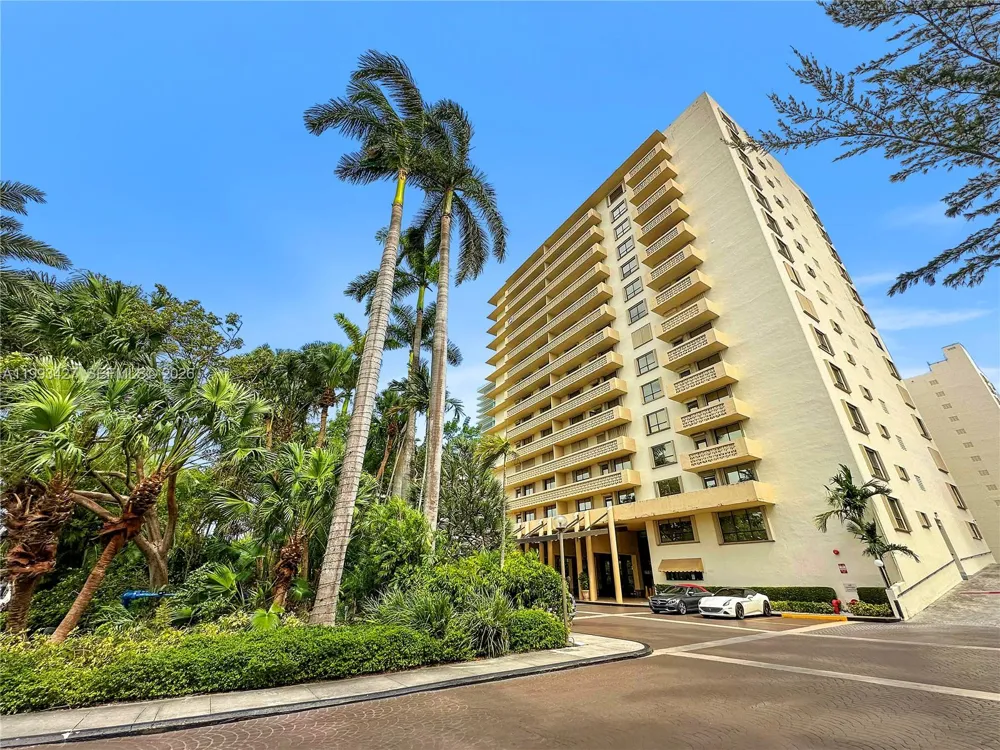 10185 Collins Ave #502 Bal Harbour, FL 33154