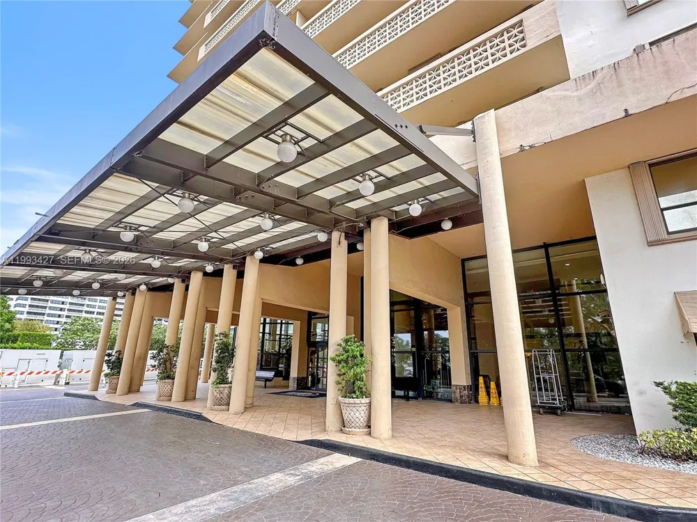 10185 Collins Ave #502 Bal Harbour, FL 33154